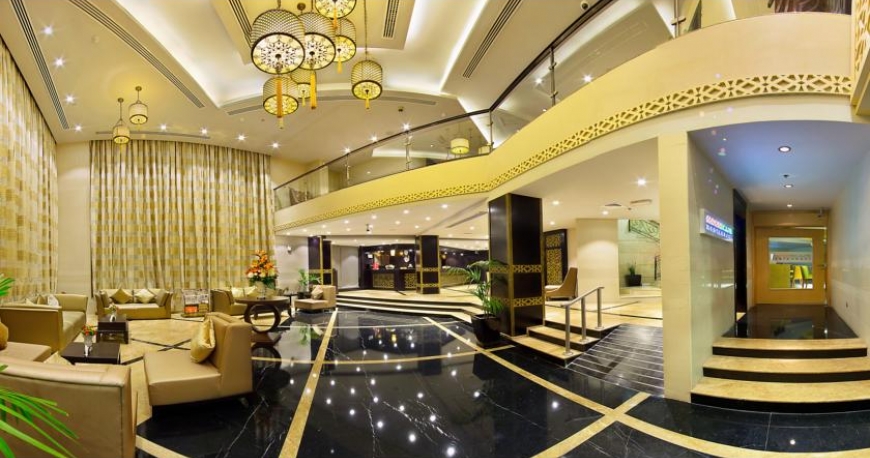 لابی هتل سان اند اسکای دبی