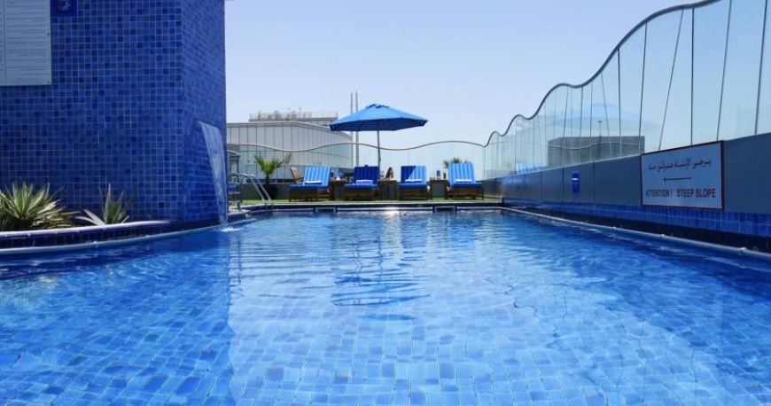 استخر هتل سامایا دبی