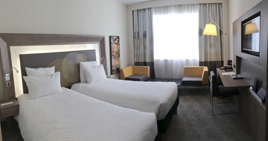 اتاق هتل نووتل ورلد ترید سنتر دبی امارات متحده ی عربی