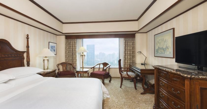 اتاق هتل شرایتون هانکیائو شانگهای