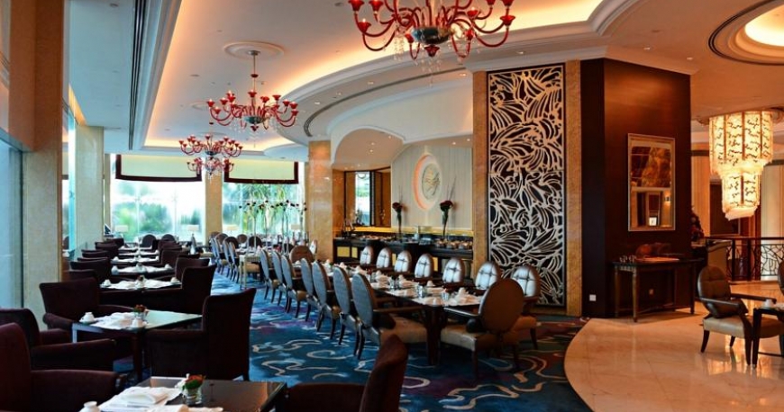 رستوران هتل شانگری لا سنگاپور