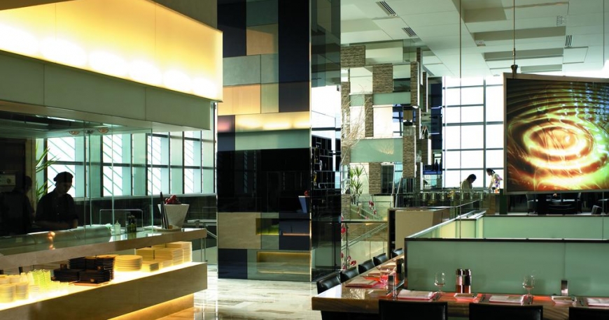 رستوران هتل تریدرز کوالالامپور