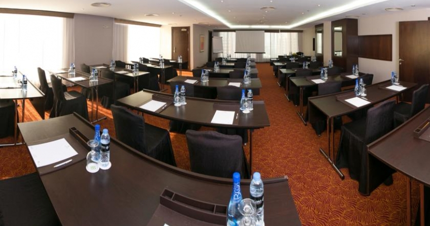 سالن کنفرانس هتل یاسات گلوریا دبی