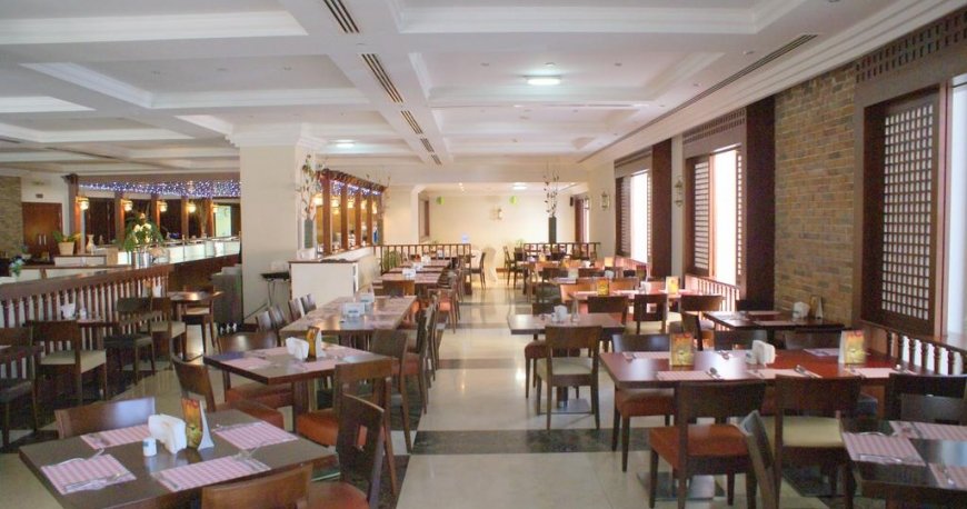 رستوران هتل آپارتمان استار مترو