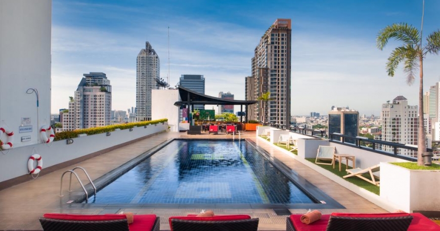 استخر هتل فوراما سیلوم بانکوک