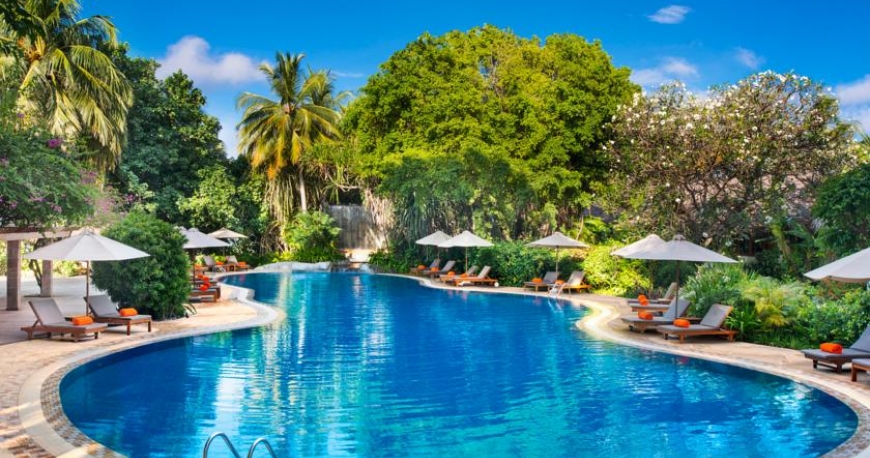 استخر هتل شرایتون مالدیو
