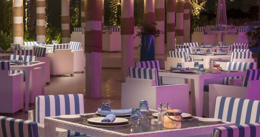 رستوران هتل ریکسوس پالم دبی