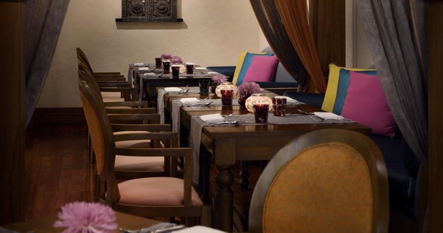 رستوران هتل مونپیک بر دبی امارات متحده ی عربی