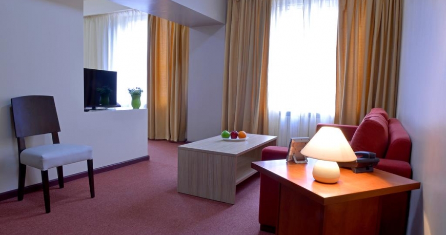 اتاق هتل مینوتل برسام سوییتس ایروان