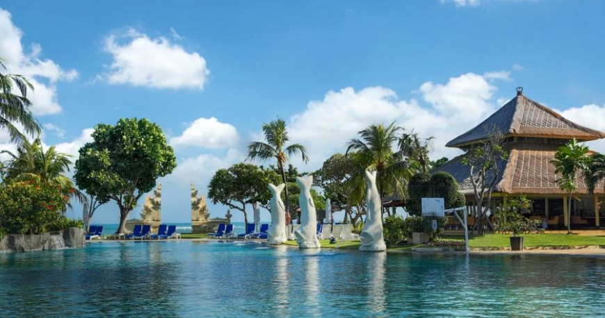 استخر هتل دیسکاوری بالی