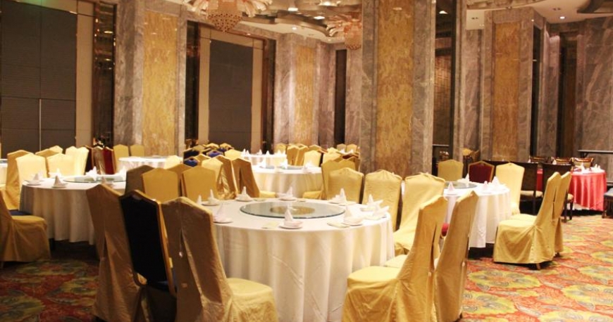 رستوران هتل مجستی پلازا شانکهای چین