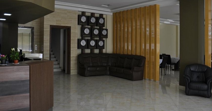 لابی هتل وایت هاوس تفلیس