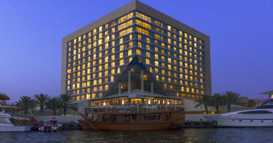 هتل شرایتون دبی کریک دبی امارات متحده ی عربی