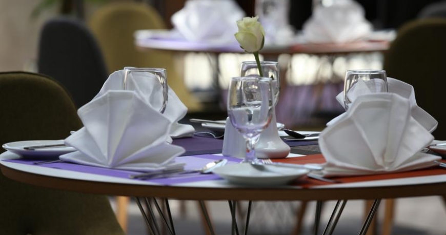 رستوران هتل ایبیس استایلز دبی