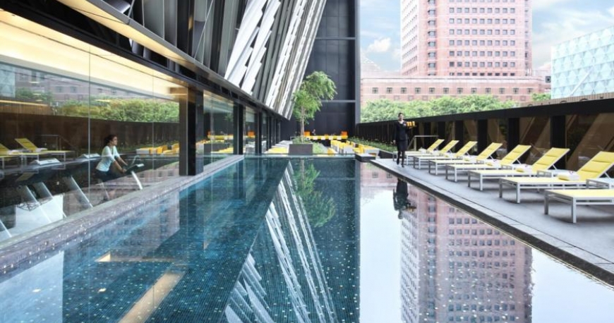 استخر هتل گرند پارک ارکارد سنگاپور