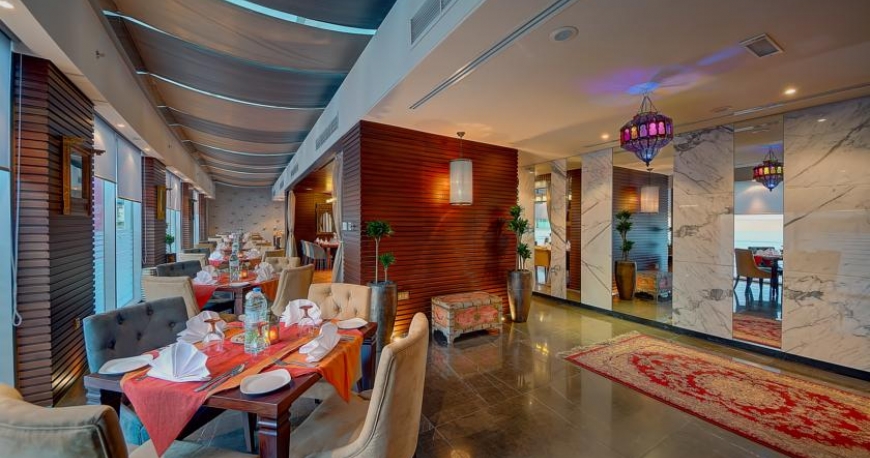 رستوران هتل کاپتورن دبی امارات متحده ی عربی 