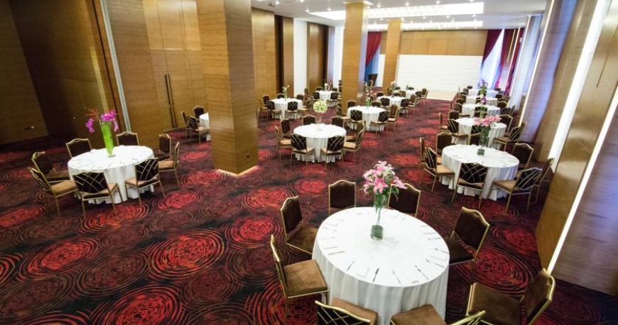 سالن همایش هتل آتانا دبی