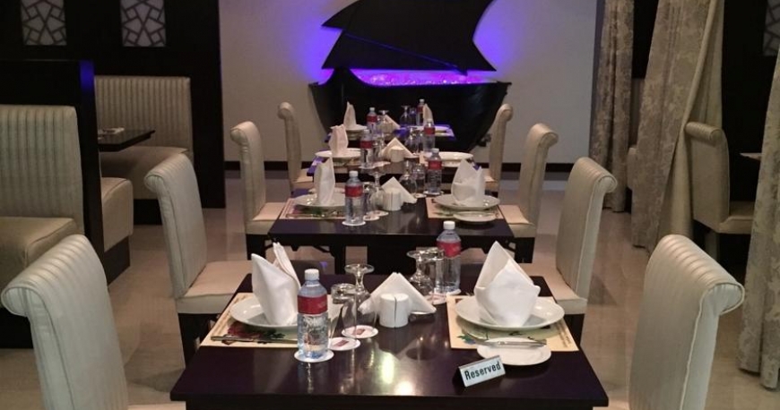 رستوران هتل جواهر گاردنز دبی