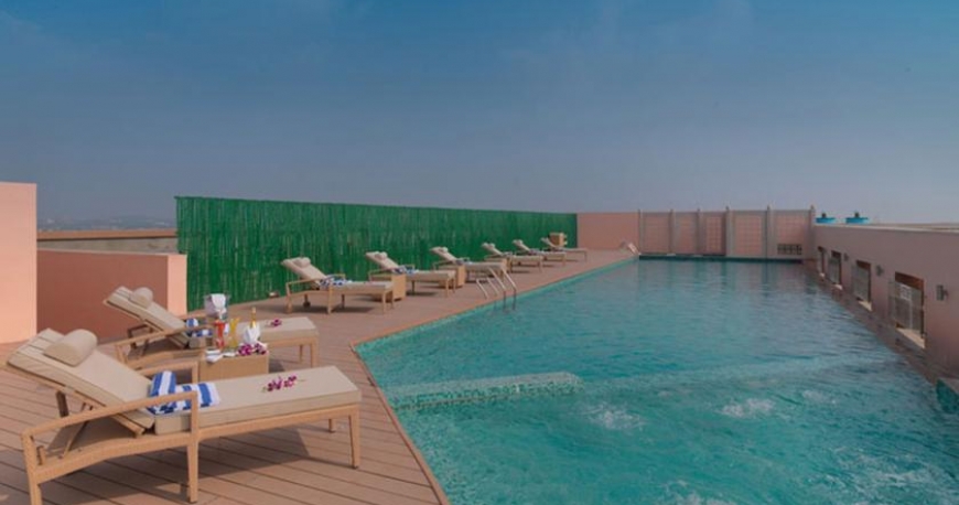 استخر هتل رویال ارکید جیپور