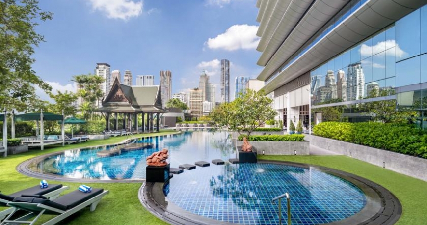 استخر هتل پلازا آتنی بانکوک