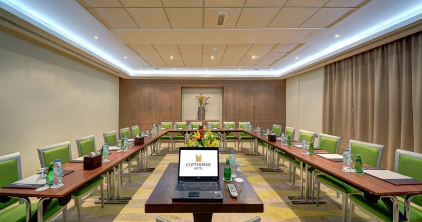 سالن کنفرانس هتل کاپتورن دبی امارات متحده ی عربی 