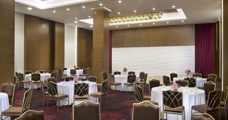 سالن همایش هتل آتانا دبی