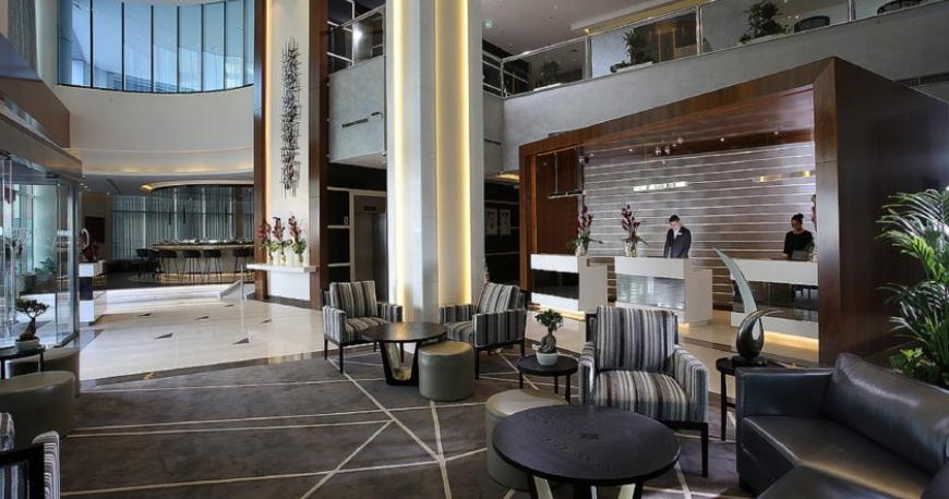 لابی هتل آوریس این المحنا دبی امارات متحده ی عربی