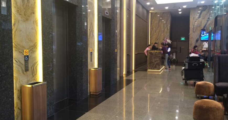 لابی هتل گرند سنترال سنگاپور