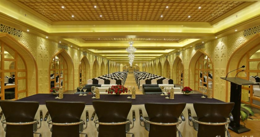 سالن همایش هتل کلارکس شیراز آگرا