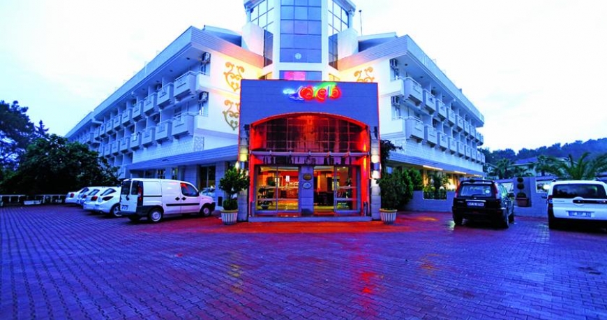 هتل کارلتا بیچ آنتالیا ترکیه