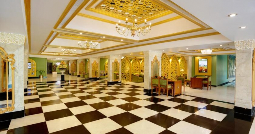 لابی هتل کلارکس شیراز آگرا