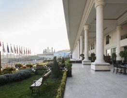 هتل ویالند پالاس امیوزمنت پارک
