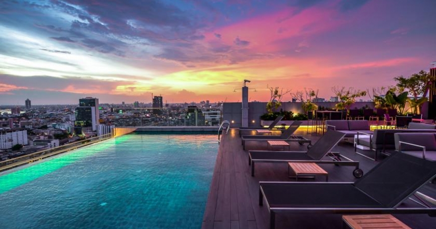 استخر هتل آمارا بانکوک تایلند 