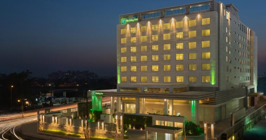 هتل هالیدی این جیپور