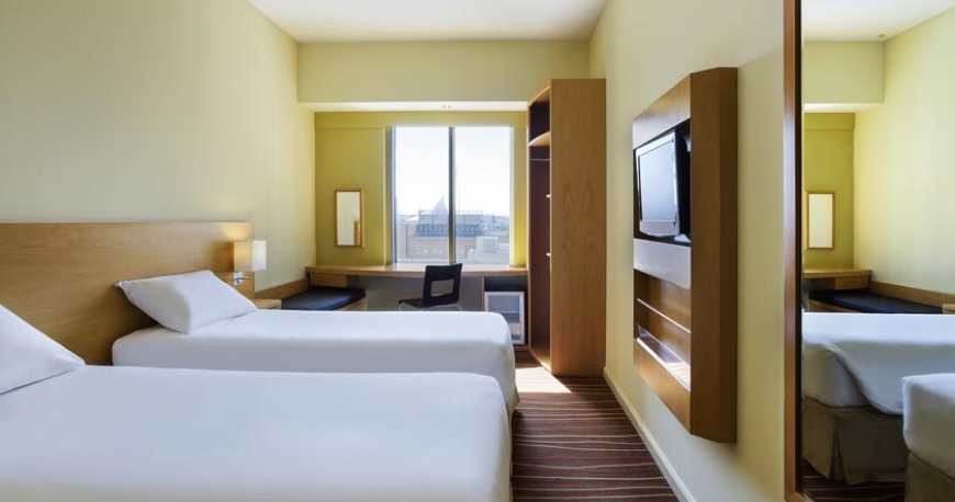 اتاق هتل ایبیس دیره سیتی سنتر دبی امارات متحده ی عربی