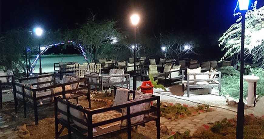 رستوران هتل باغ ساحلی ایران قشم