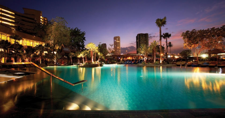 استخر هتل شانگری لا بانکوک تایلند 