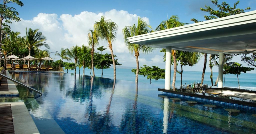 استخر هتل پادما ریزورت لگیان بالی