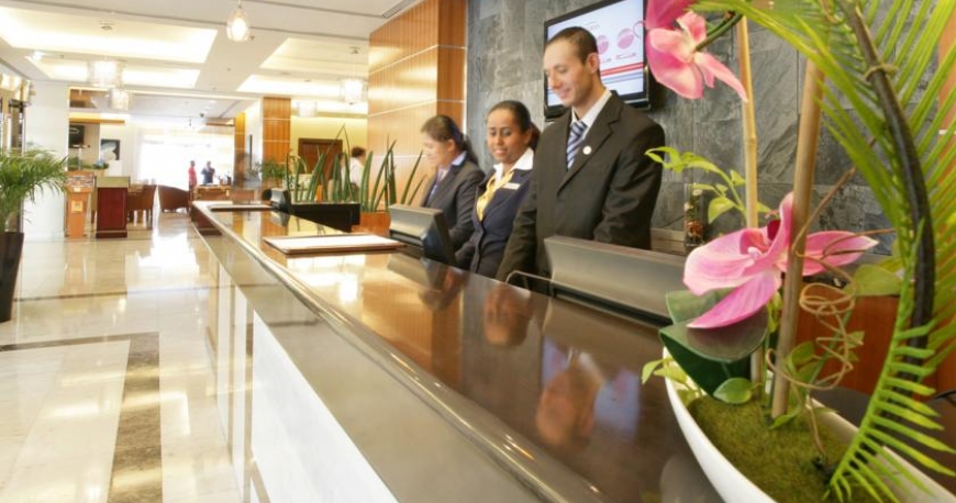 لابی هتل اوریس دیره دبی امارات متحده ی عربی