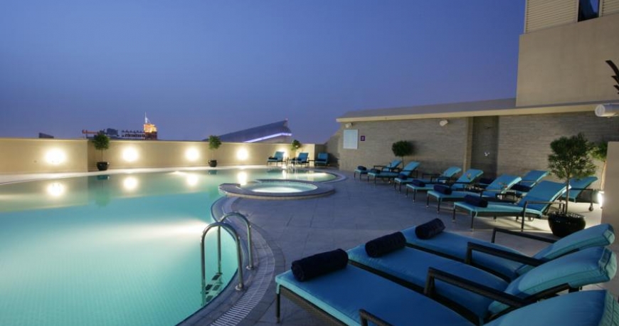 استخر هتل اوریس پلازا دبی