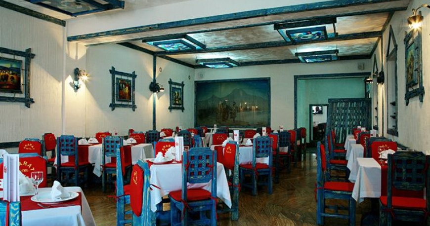 رستوران هتل آرارات ایروان