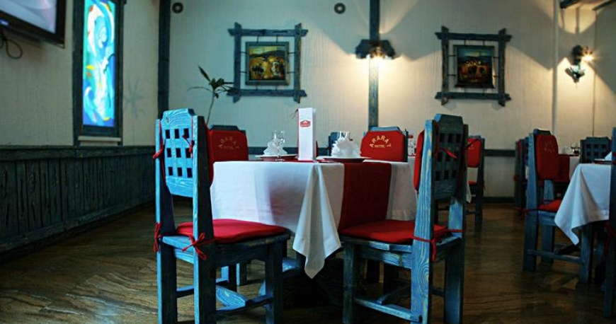 رستوران هتل آرارات ایروان