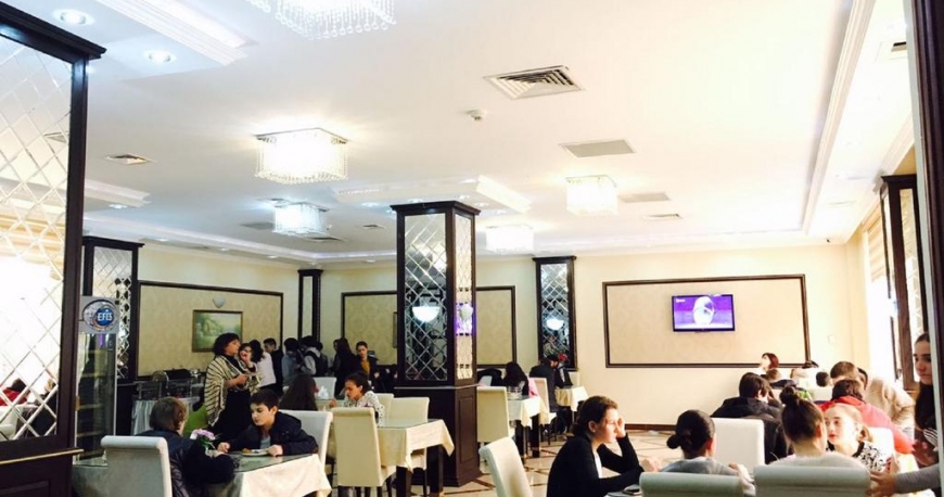 رستوران هتل آسکار باکو