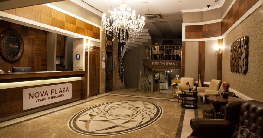 لابی هتل نوا پلازا تکسیم اسکوئر استانبول
