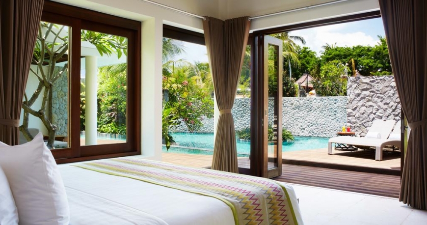 اتاق هتل اینایا پوتری بالی