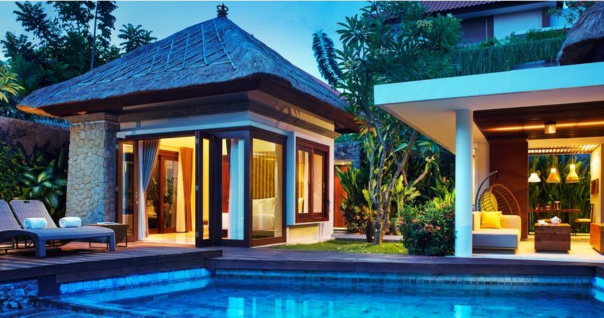 استخر هتل اینایا پوتری بالی
