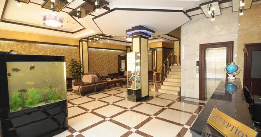 لابی هتل رویال باکو