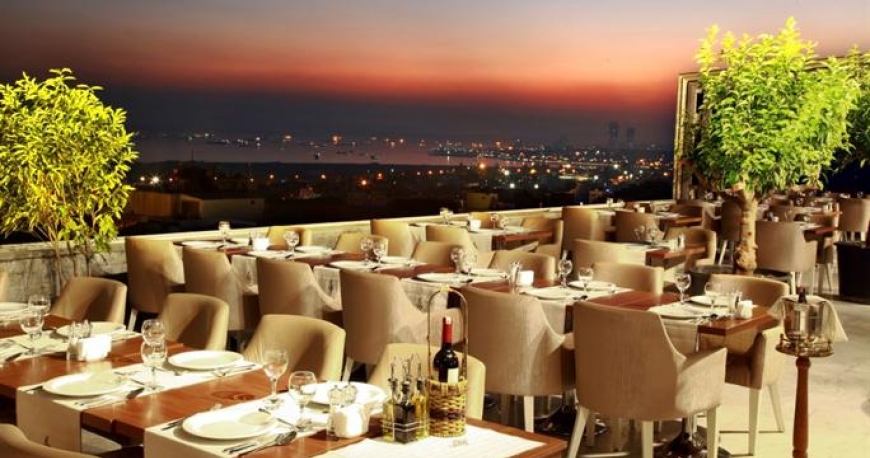 رستروان هتل گلدن هیل استانبول